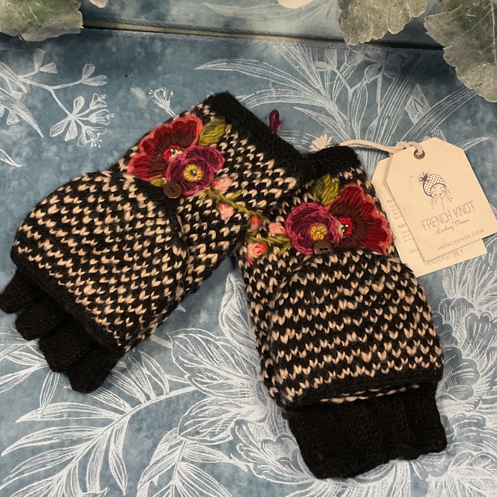 French Knot Floral Embroidered Convertible Gloves